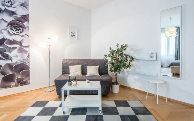 Lodecka apartment
