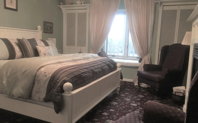 The Speckled Hen Inn B&B