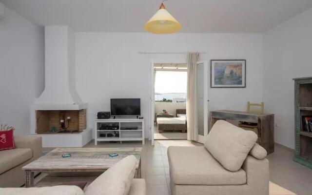 Adorable 3 bedroom maisonette in Pounta