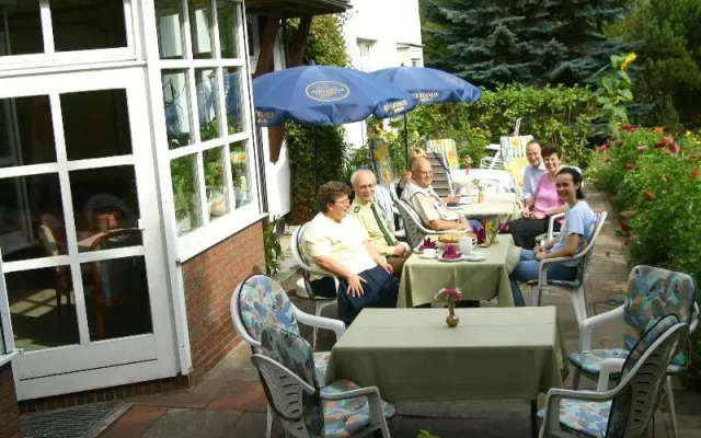 Hotel Link & Restaurant