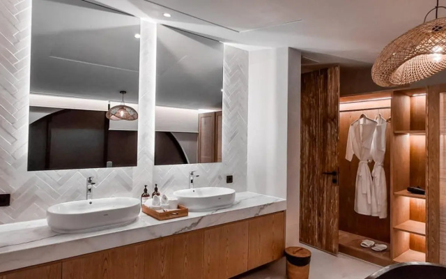 Suites5 Hotel