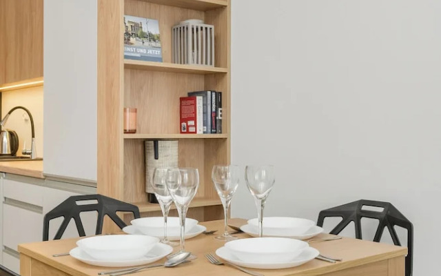 Michalczyka Apartment Wrocław by Renters