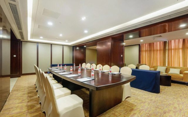 Cenbest Jinling Grand Hotel