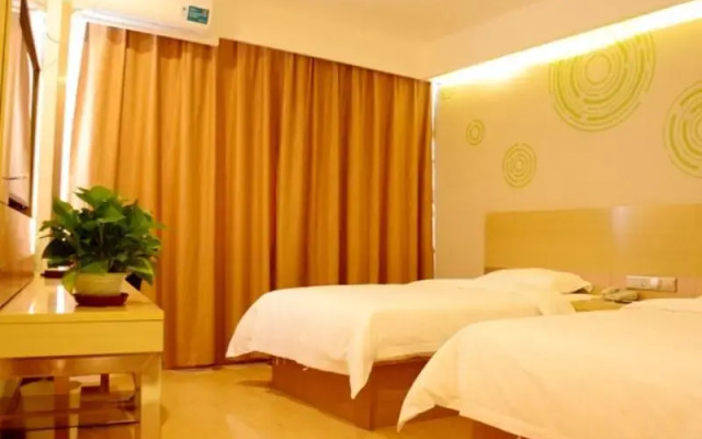 GreenTree Inn Taiyuan Wanbailin District West Bua Station Express Hotel