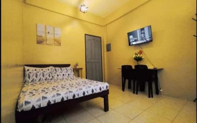 Free wifi and netflix, cold AC