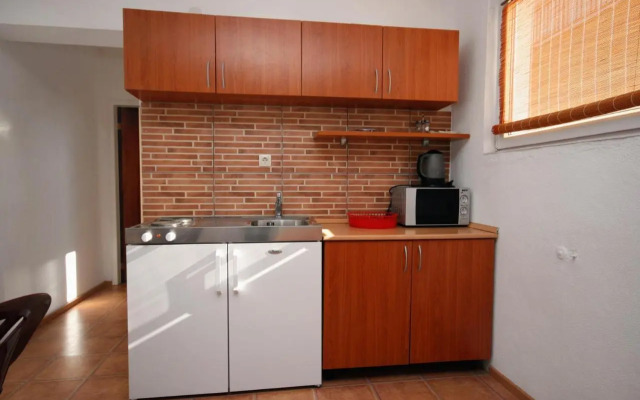 Apartments with a parking space Podaca, Makarska - 6050