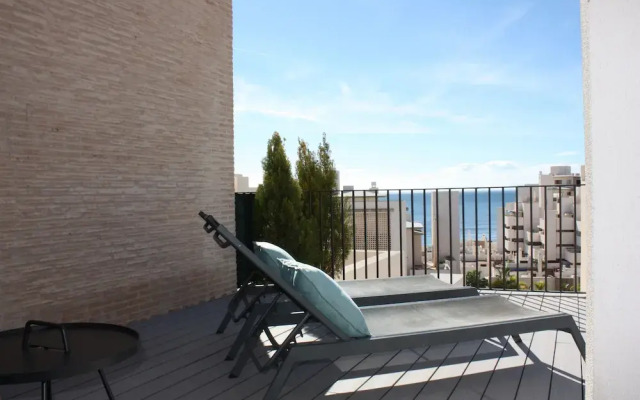 Penthouse With Private Pool Near Beach