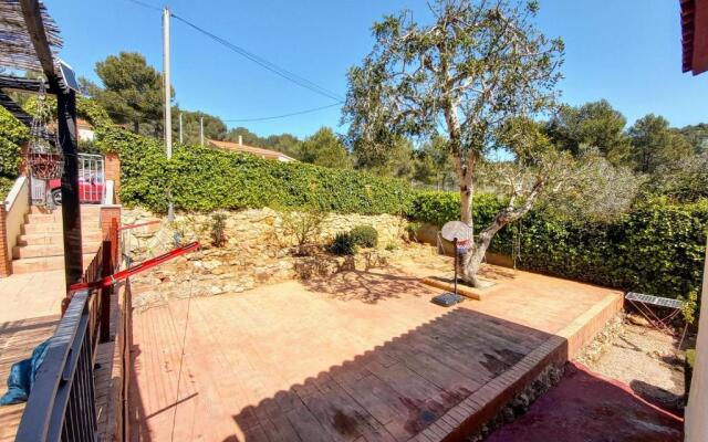 AbelesHome Villa con Piscina, Barbacoa y Parque Infantil.