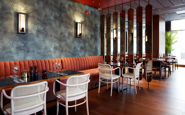 Clarion Hotel The Hub