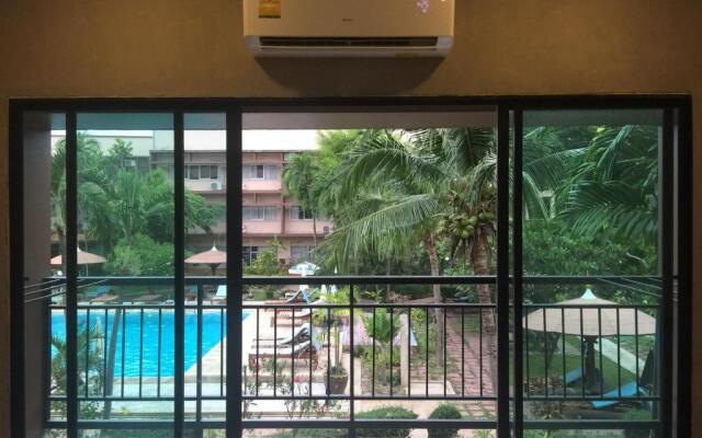 Basaya Beach Hotel & Resort