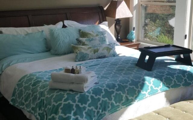 Fairways B&B - Couples Retreat