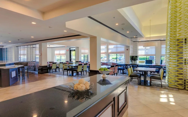 Hilton Garden Inn South Bend