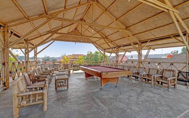 Oyo 91522 Candi Gebang Guesthouse