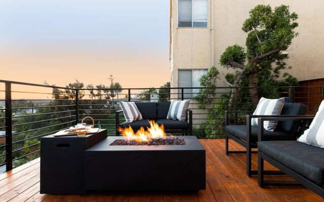 Avalon III by AvantStay | Mins to Gaslamp & Zoo - Deck w/ BBQ