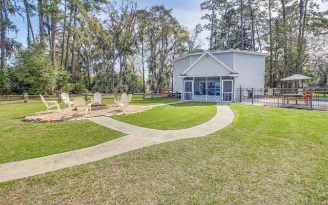 Riverfront Savannah Getaway w/ Pool & Dock!