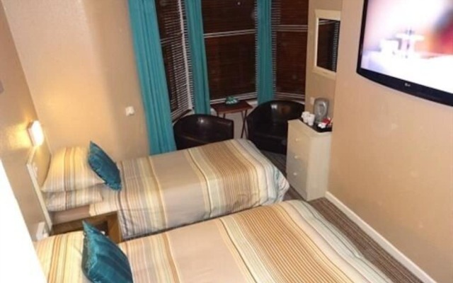 The Craimar - Guest House