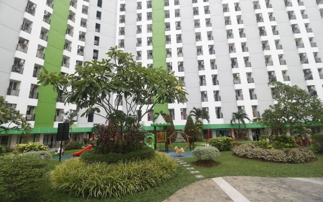 Green Lake View Ciputat By Reddoorz