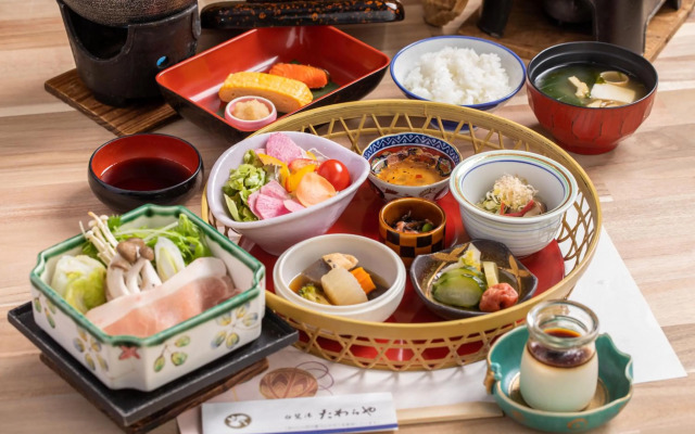 Yamanaka Onsen Shirasagiyu Tawaraya