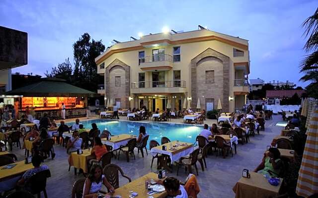 Elamir Grand Lukullus Hotel