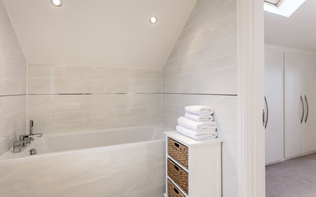 The Penthouse @ Carus Green