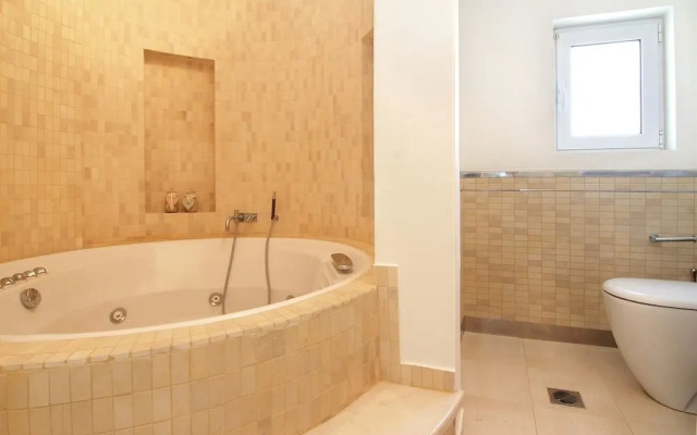 Luxury Villa Sea Melody