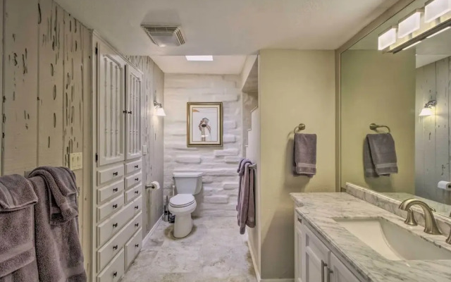 Near Golf: Mtn-view Studio in Tucson!