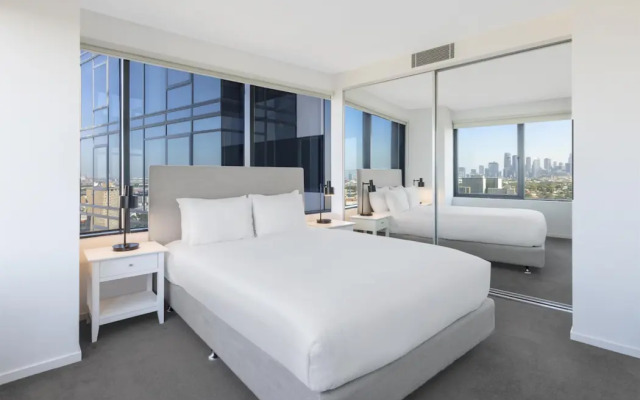 Oaks Melbourne Flemington Suites