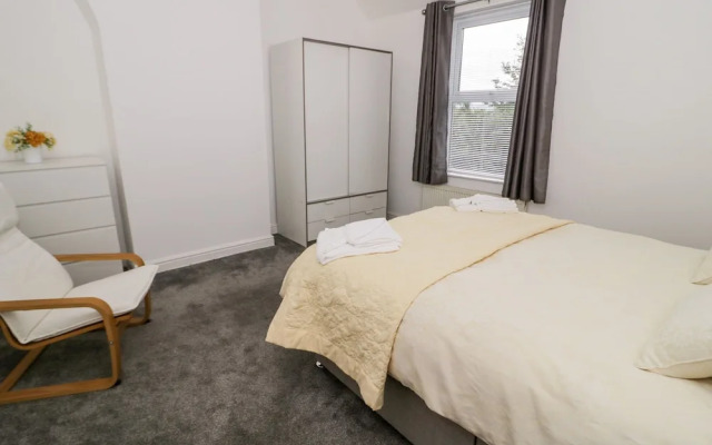 1 River View Terrace