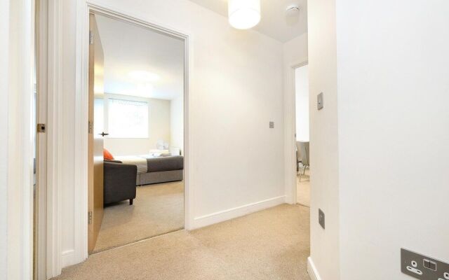 Alder House Serviced Apartment by Ferndale