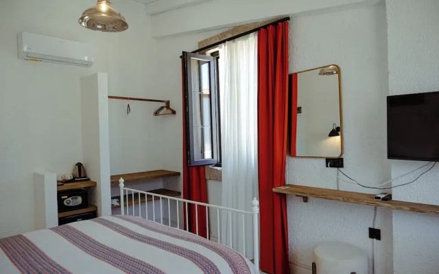 Piraye Alaçatı