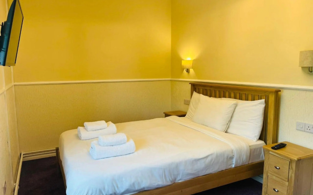 Rothwell House Hotel .