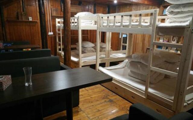 Bathe under Moon Light Homestay