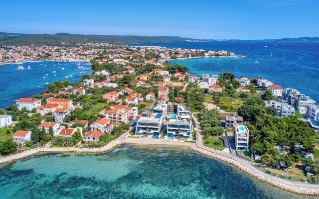 Crystal Holiday Residence II
