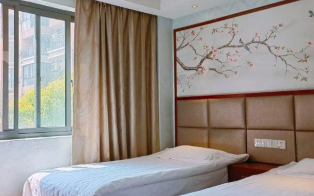 Fangxin Business Hotel (Hangzhou Aeon Mengle City Branch)