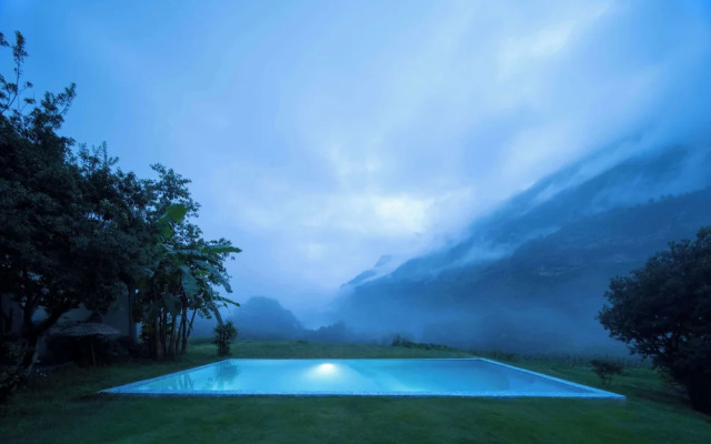 Zhensu Canyon Sanctuary