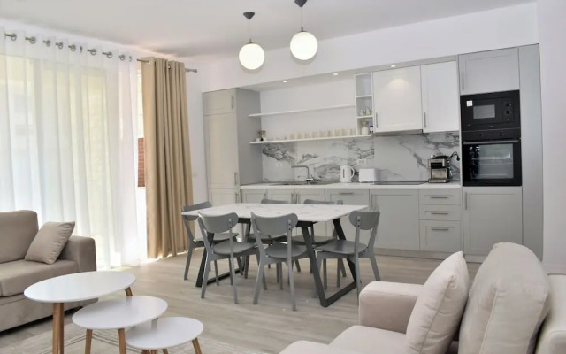 White Moon Apartment 302