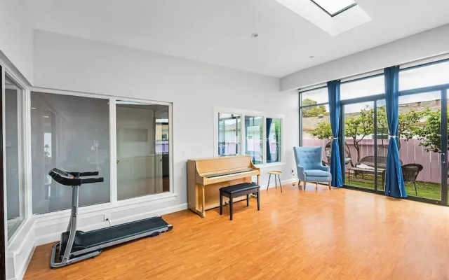 SFO Spacious Beautiful 3BR House