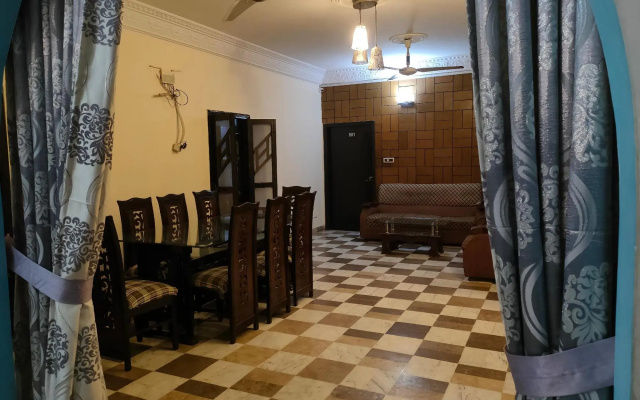 Karachi Hotel & Guest House