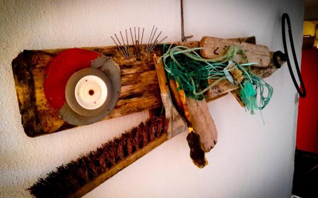 SURFtoLIVE House - Hostel