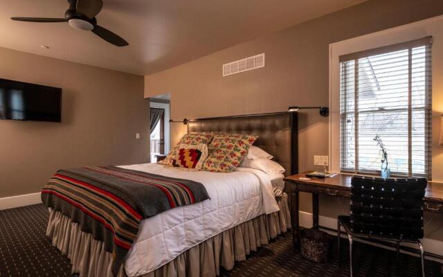 Hotel Broad Ripple