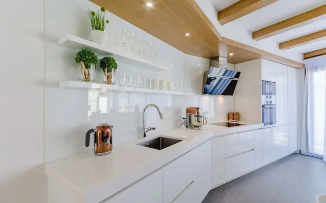 Villa Stone Pearl