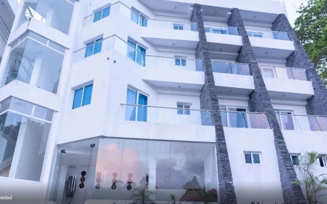 Samana Suites Hotel