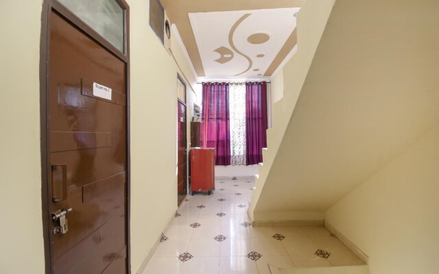 SPOT ON 75872 Patiala Guest House