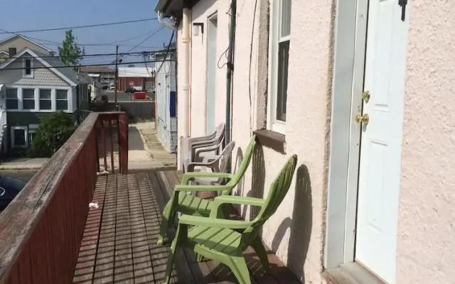 HC-121 Beach Haus