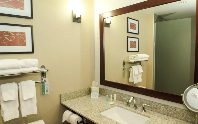 Comfort Suites Regina