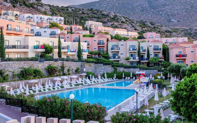 Elios Hill - Sun Kissed Happiness Hotel