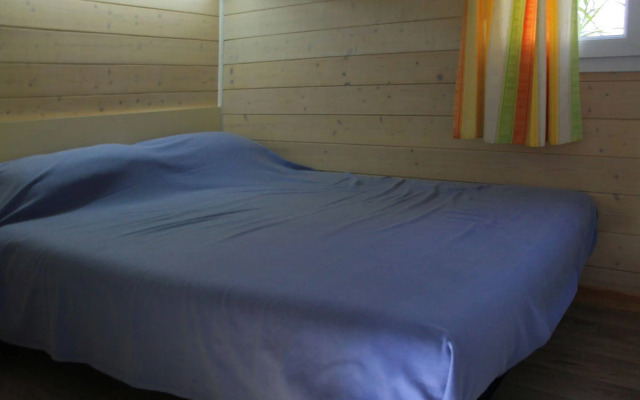 Camping Hameau Des Cannisses