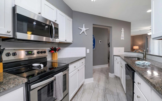 St Thomas Square 1310b