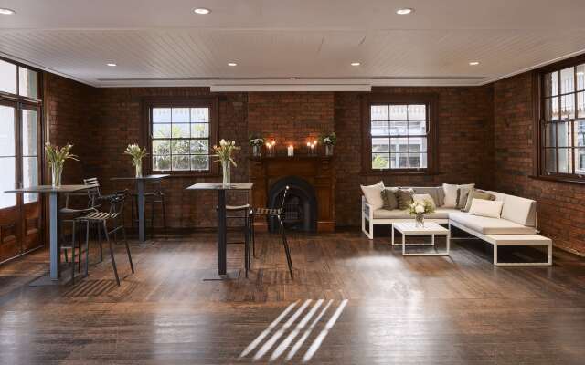 Kennigo Hotel Brisbane, Independent Collection by EVT