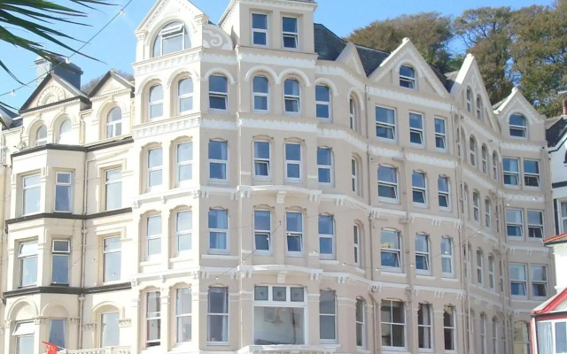 Hydro Hotel